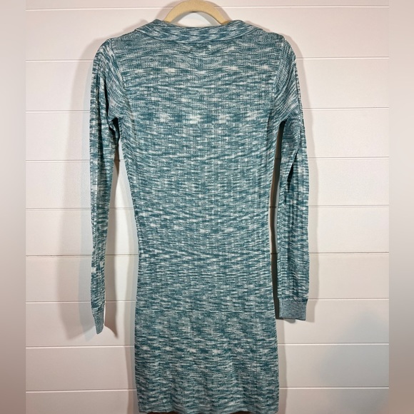 NWT L*Space Women's Aria Sweater Dress ARIDR22 Aqua/White Sz S - Picture 3 of 6